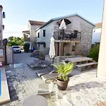 Fiorela 1 By Interhome Appartement