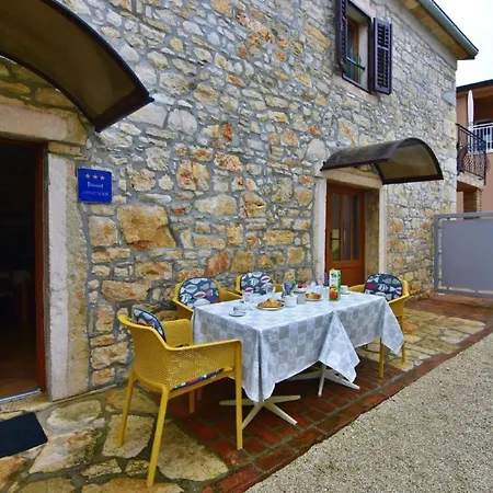 Fiorela 1 By Interhome شقة *