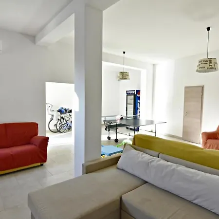 Fiorela 1 By Interhome